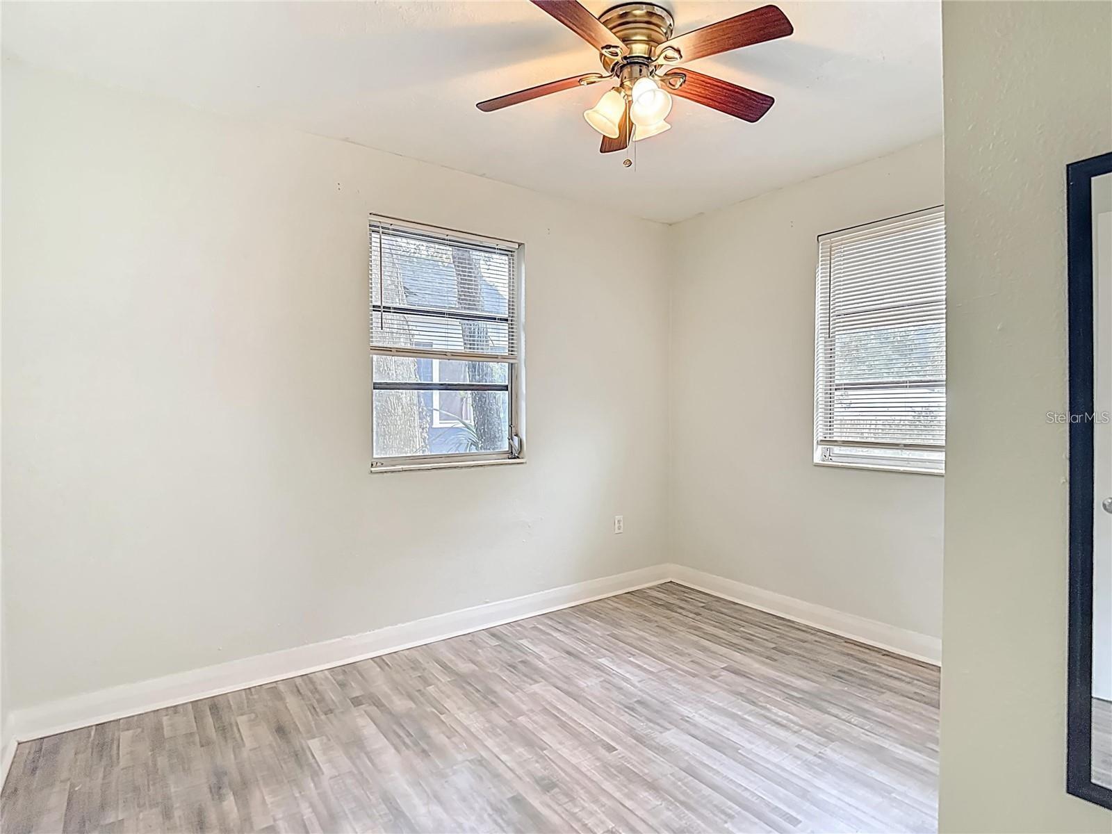 Image 18 of 30 For 1008 24th Avenue