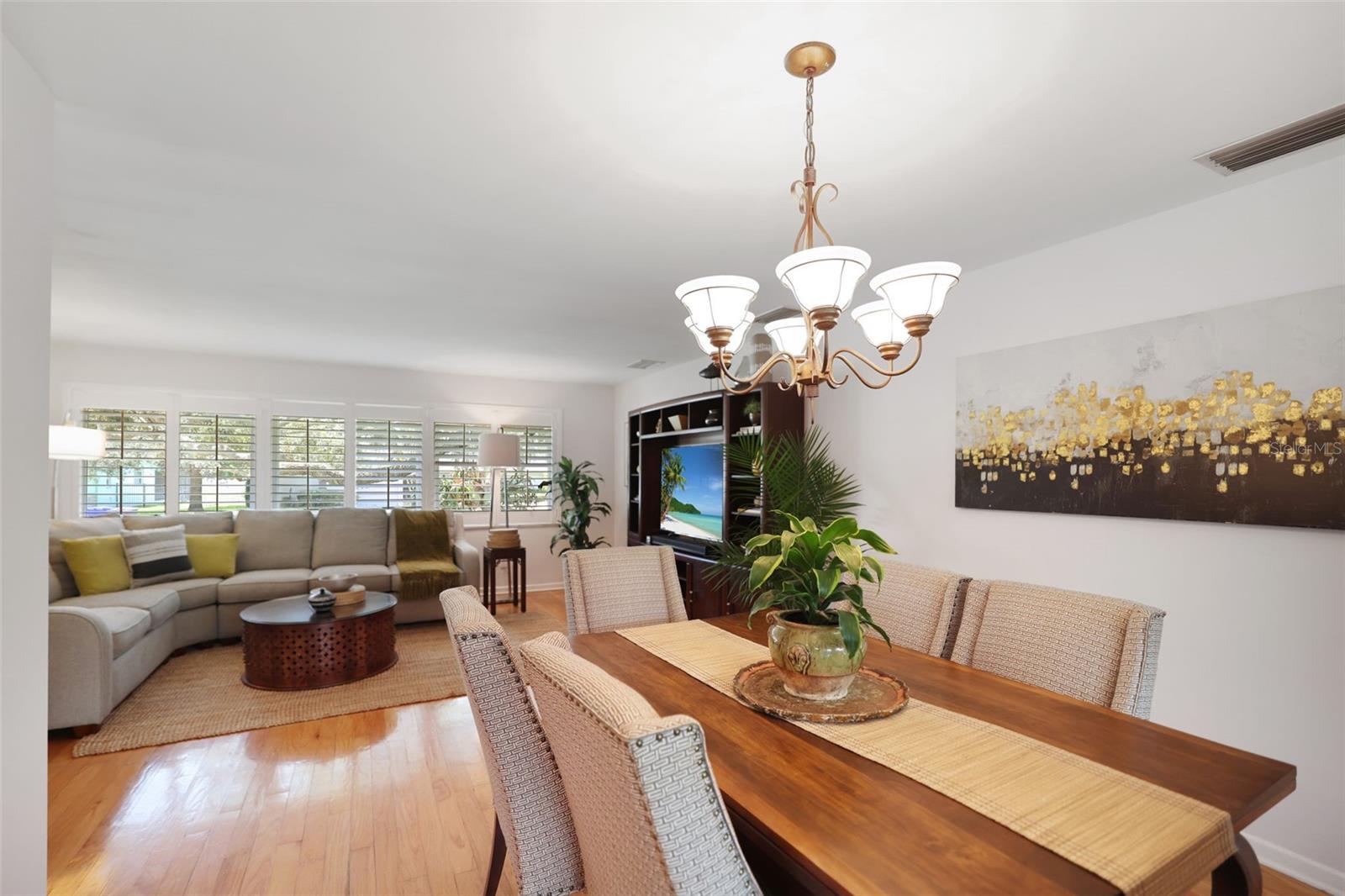 Image 18 of 69 For 2353 Demaret Drive