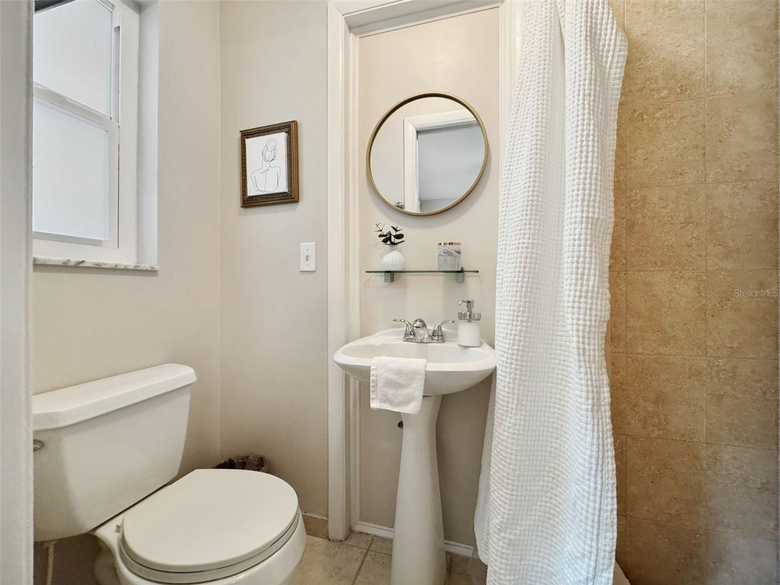 Image 21 of 69 For 2353 Demaret Drive