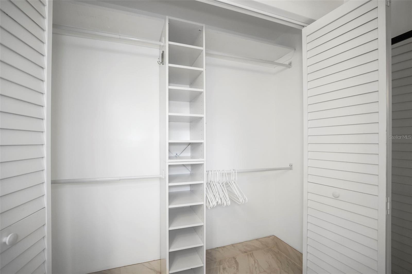 Image 28 of 69 For 2353 Demaret Drive