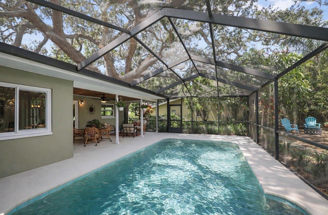 Image 3 of 69 For 2353 Demaret Drive