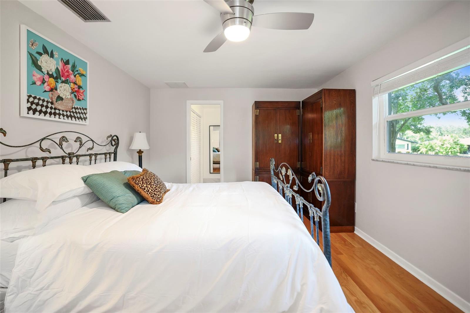 Image 32 of 69 For 2353 Demaret Drive