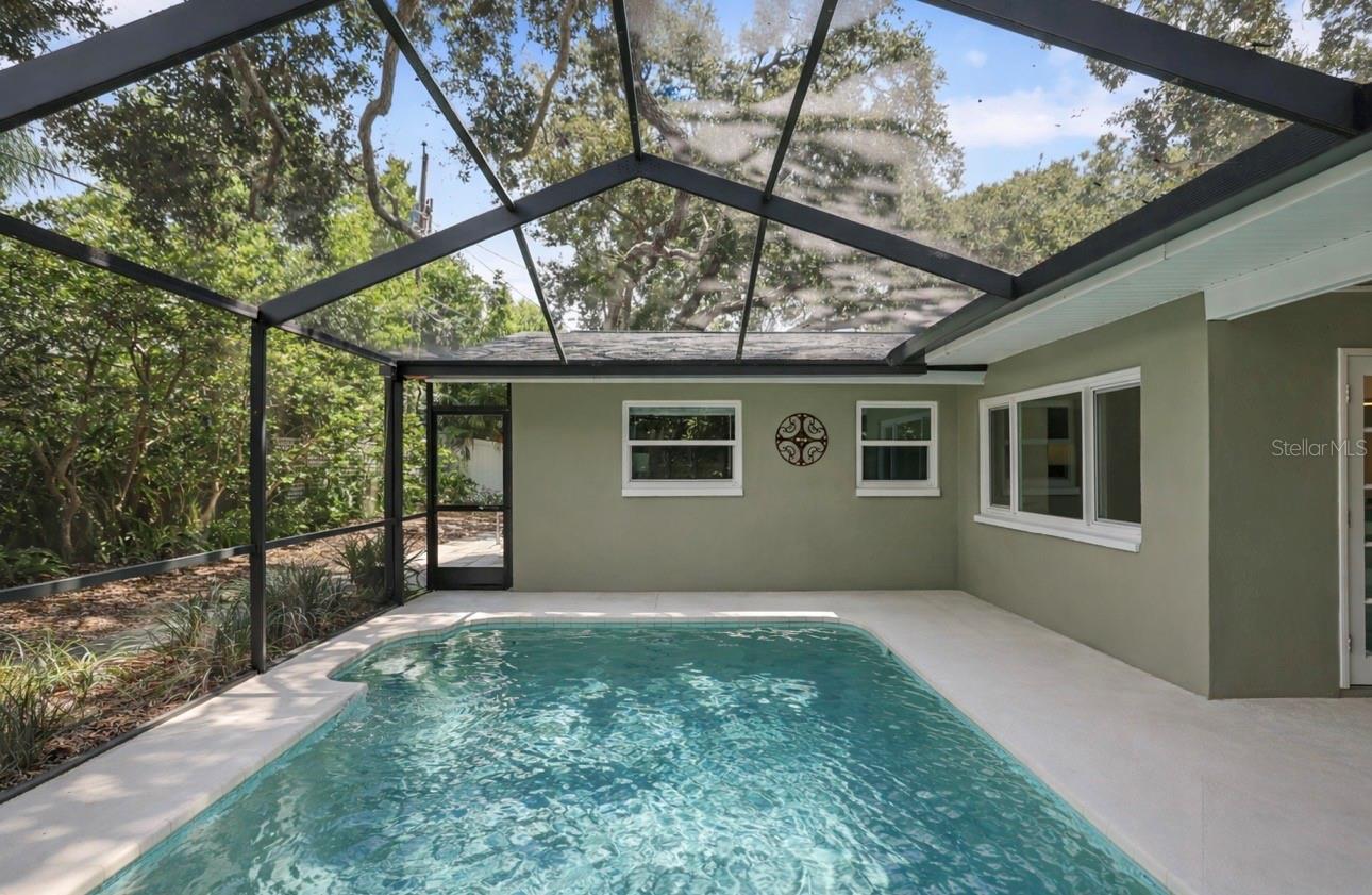 Image 5 of 69 For 2353 Demaret Drive