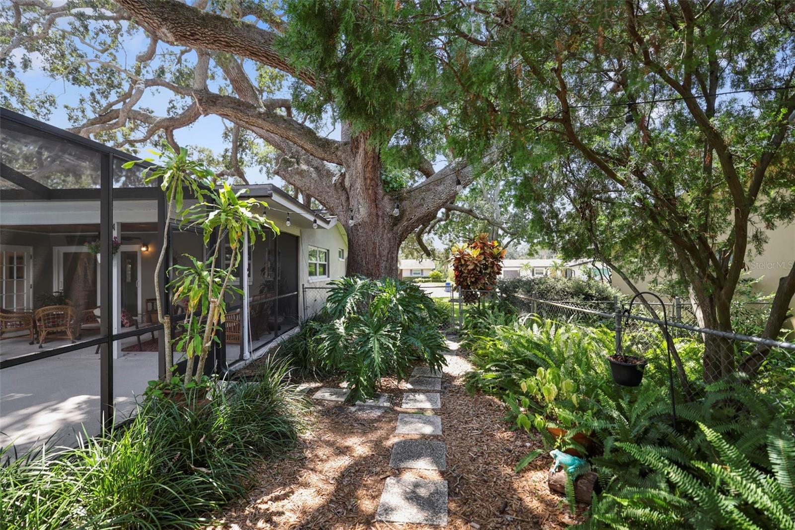 Image 54 of 69 For 2353 Demaret Drive