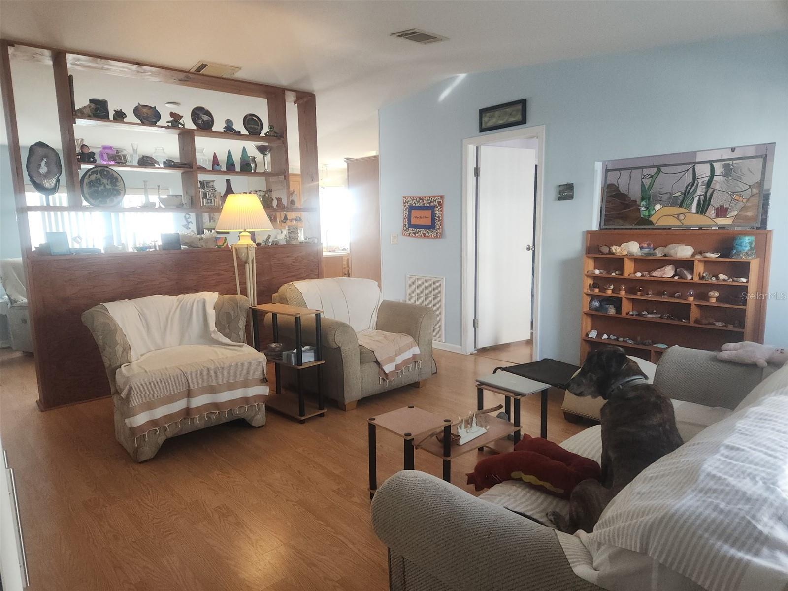 Image 5 of 23 For 1735 Dorothy Boulevard