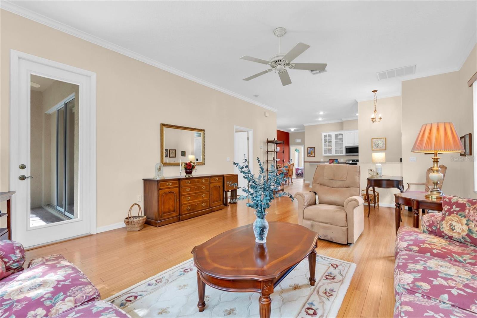 Image 9 of 32 For 7636 Wimpole Drive