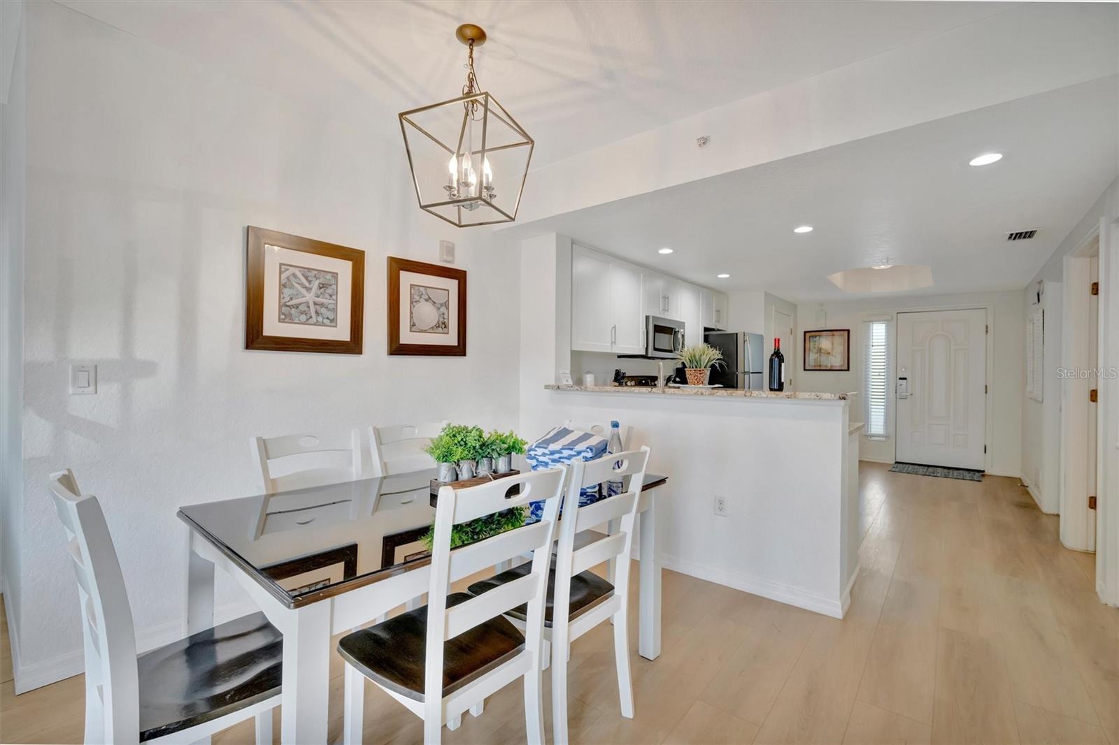 Image 15 of 37 For 12000 Gulf Boulevard 301n