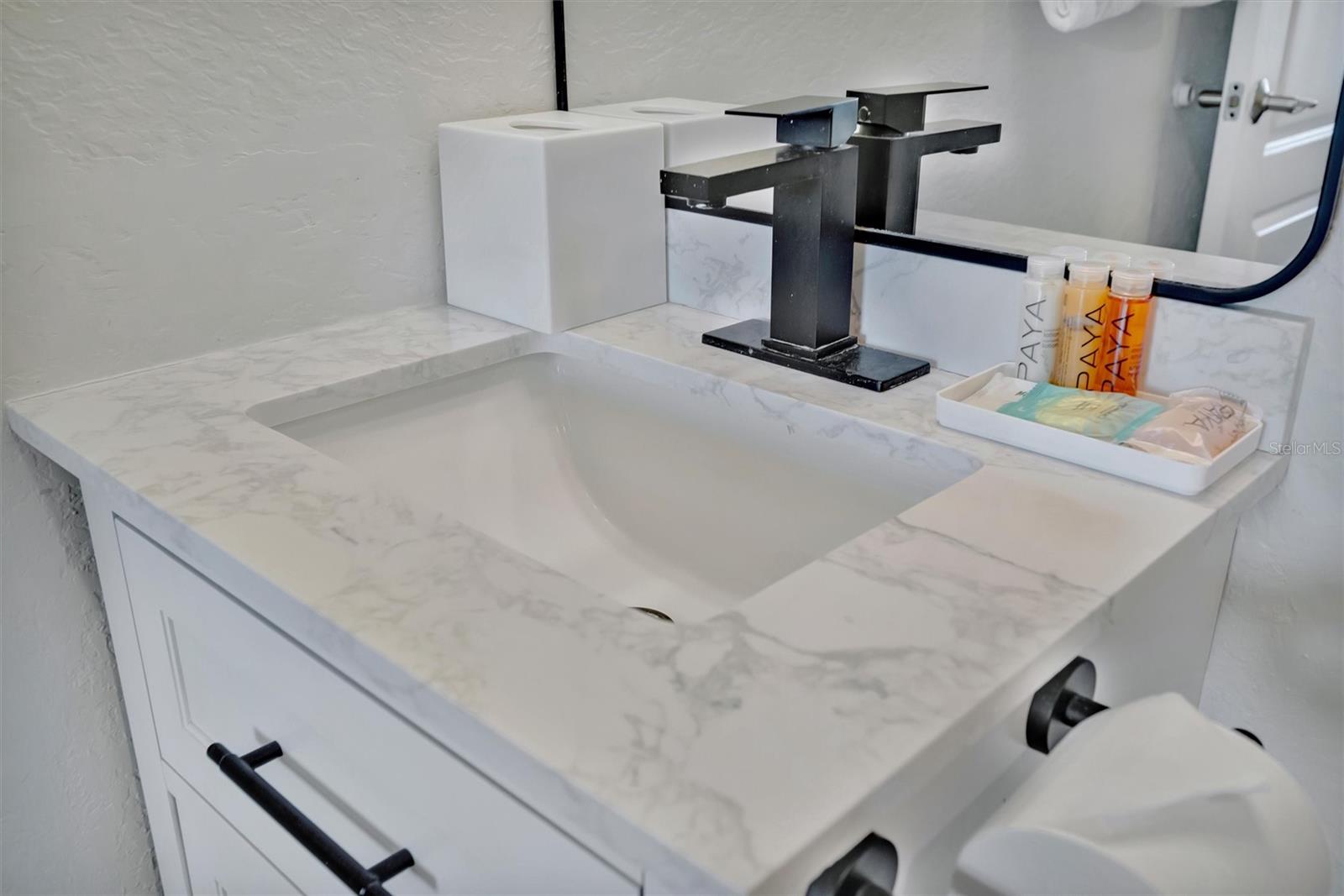 Image 31 of 37 For 12000 Gulf Boulevard 301n