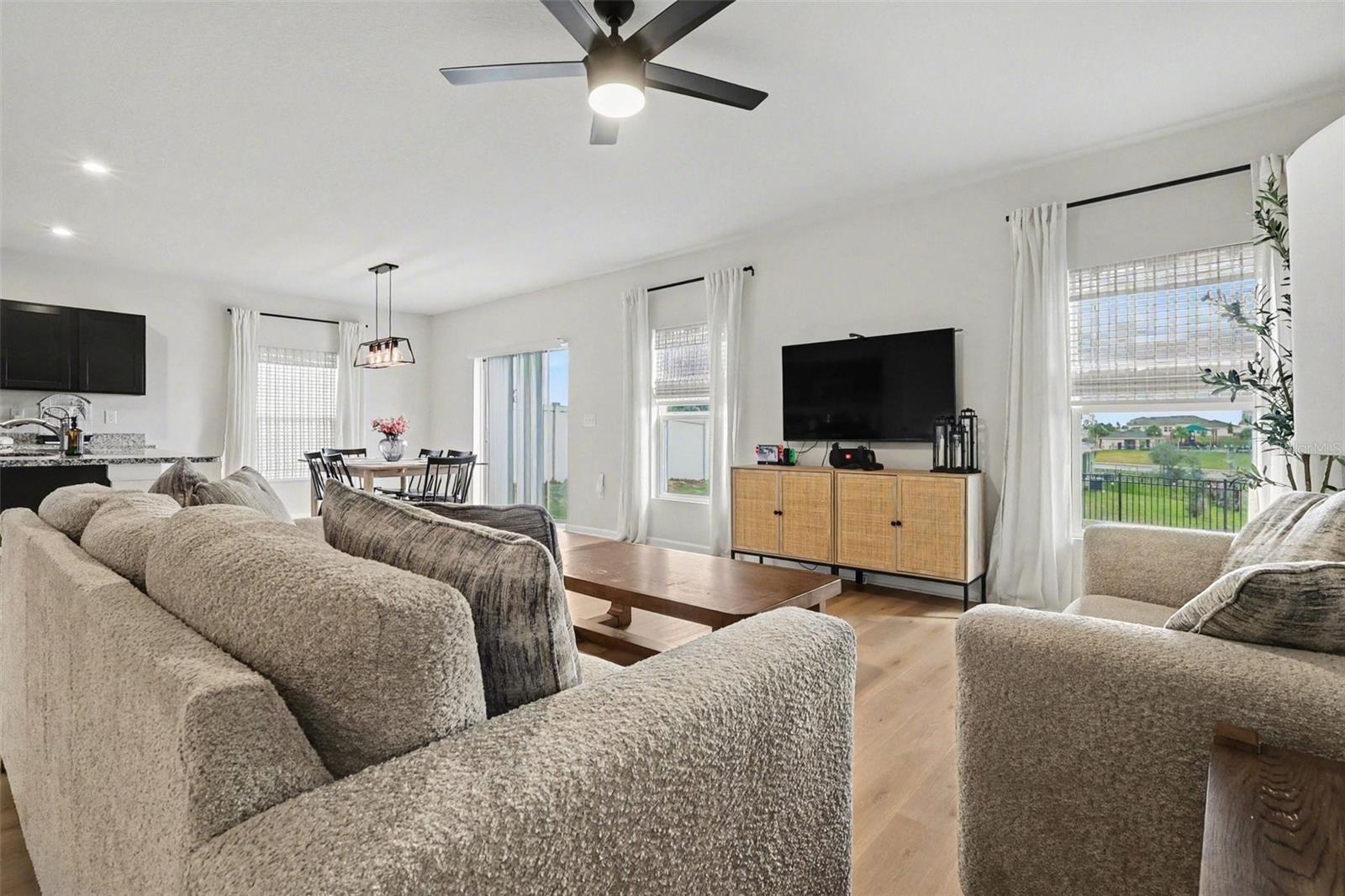 Image 6 of 27 For 136 Piave Street