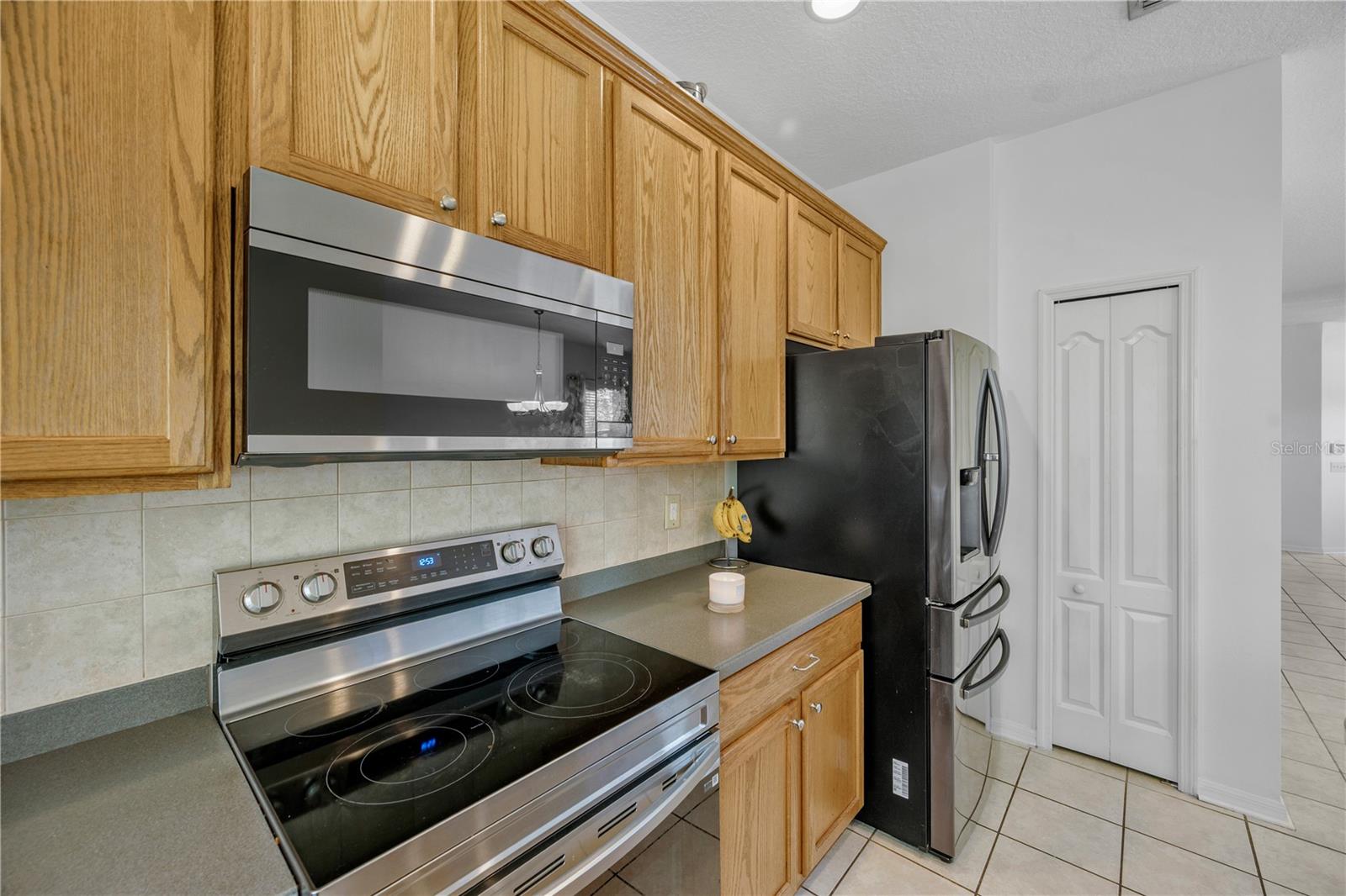 Image 13 of 67 For 3024 Girvan Drive