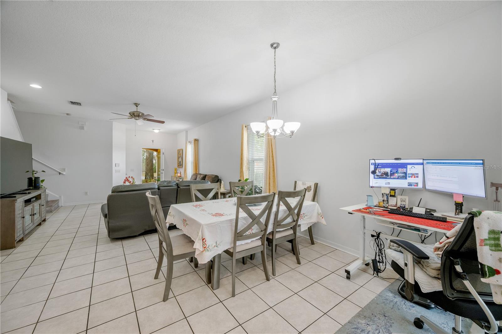 Image 16 of 67 For 3024 Girvan Drive