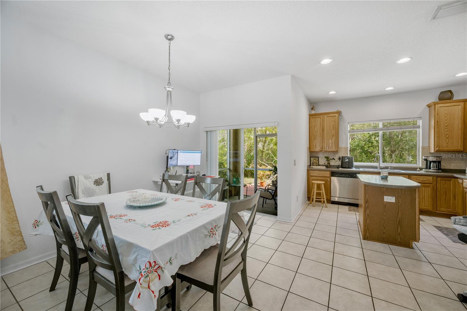 Image 17 of 67 For 3024 Girvan Drive