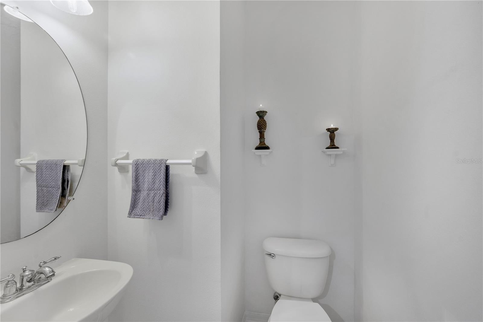 Image 18 of 67 For 3024 Girvan Drive