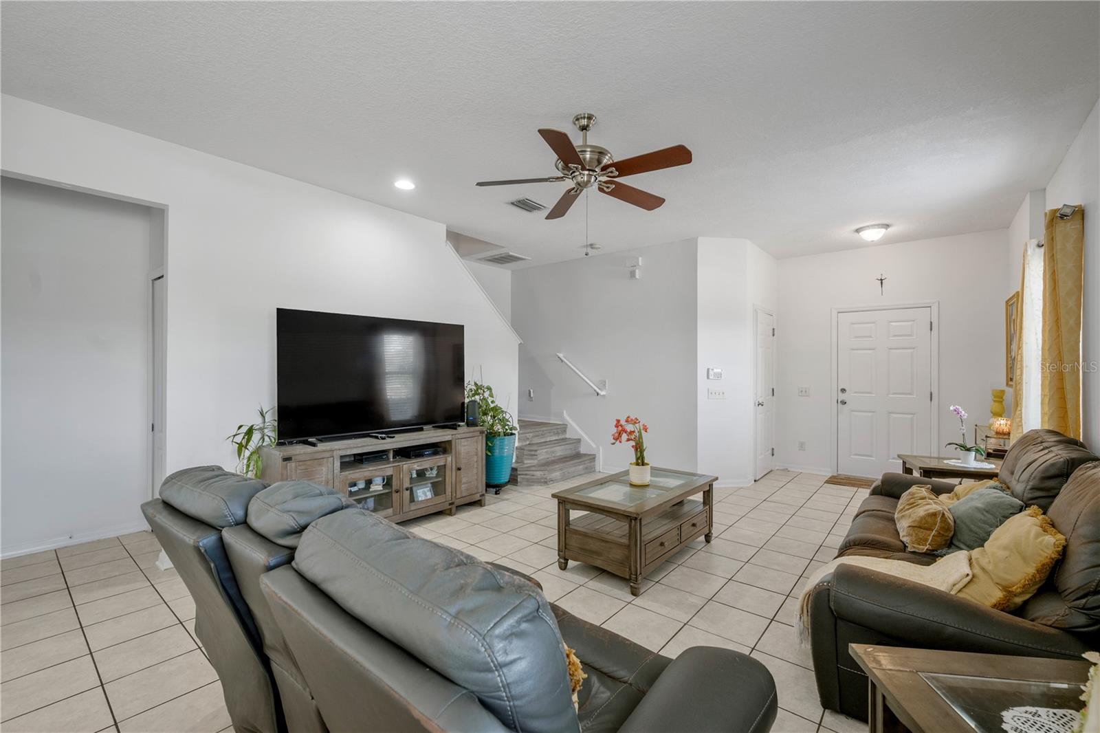 Image 8 of 67 For 3024 Girvan Drive