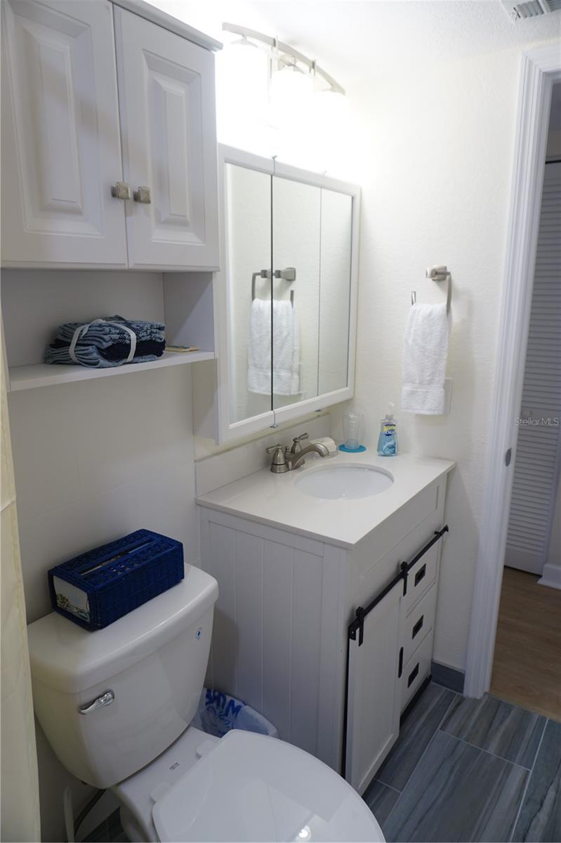 Image 15 of 18 For 9715 Harrell Avenue 14