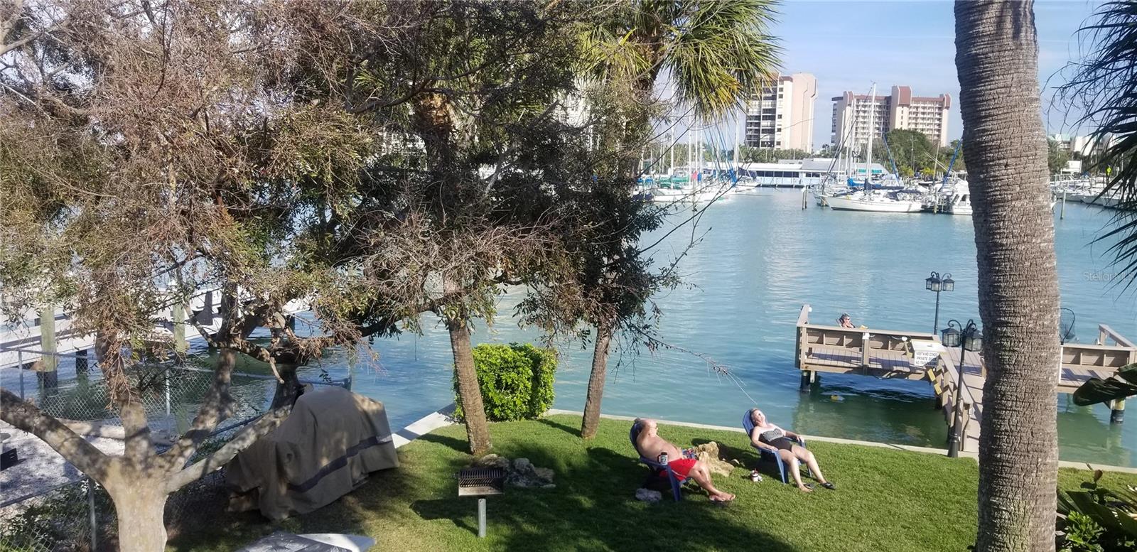 Image 17 of 18 For 9715 Harrell Avenue 14