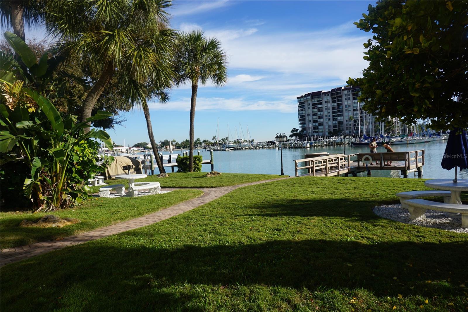 Image 6 of 18 For 9715 Harrell Avenue 14