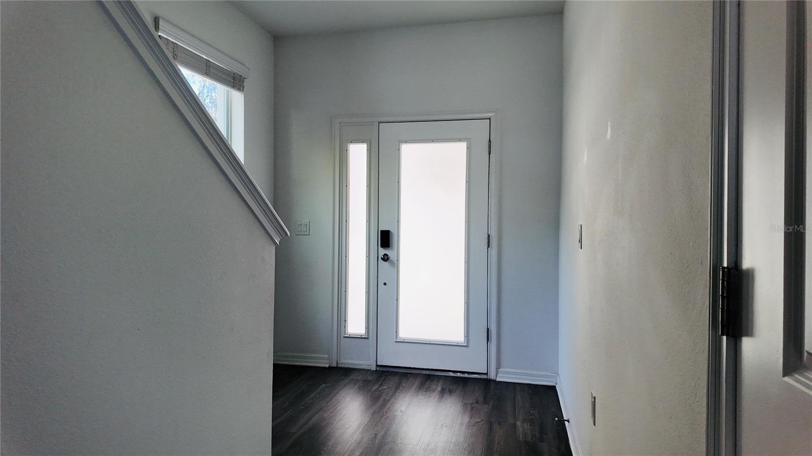 Image 10 of 27 For 2916 15th Avenue 1