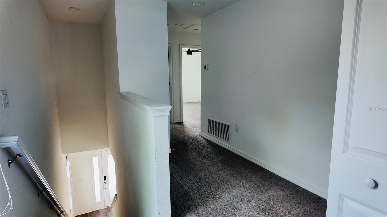 Image 20 of 27 For 2916 15th Avenue 1