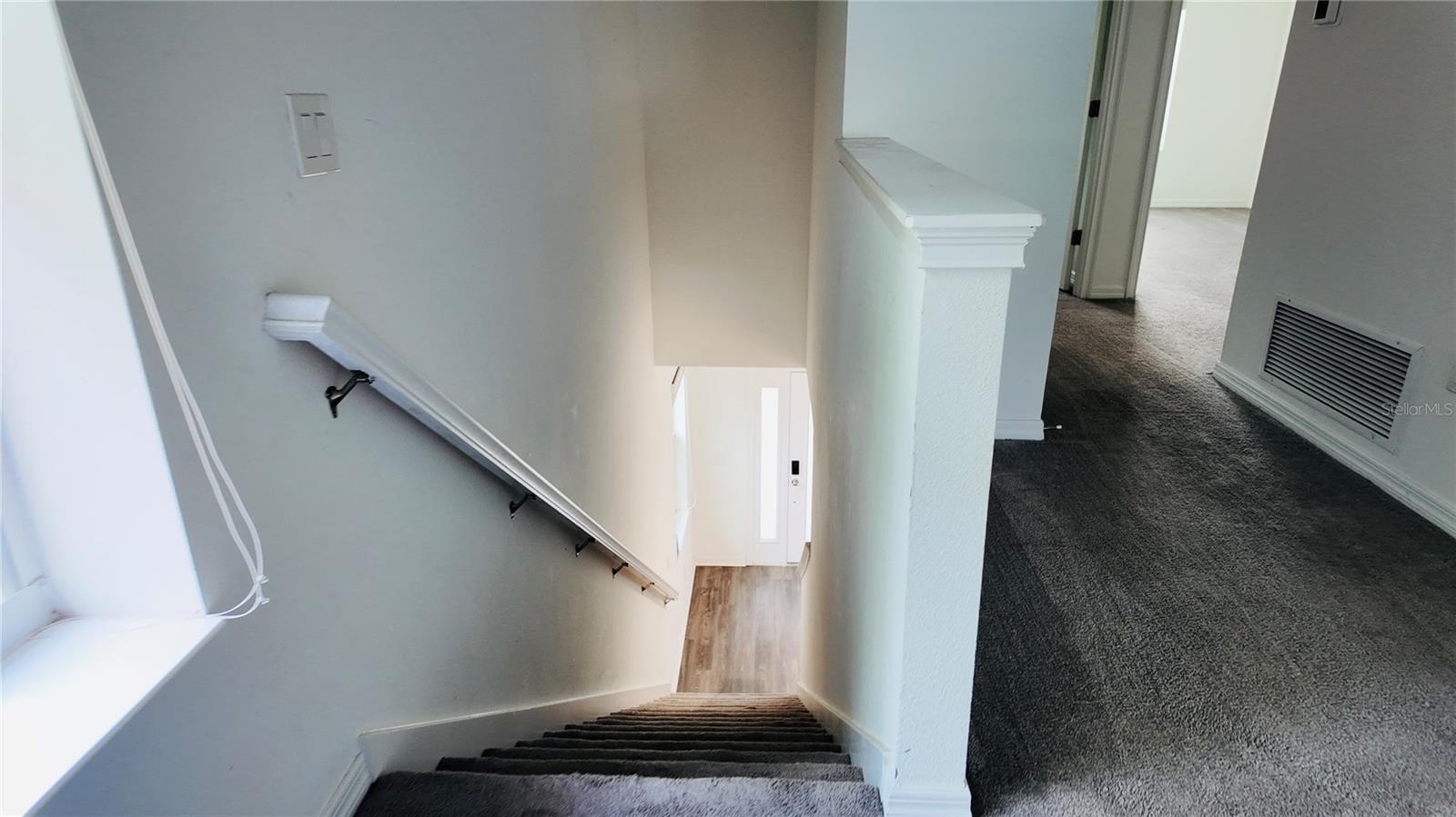 Image 21 of 27 For 2916 15th Avenue 1