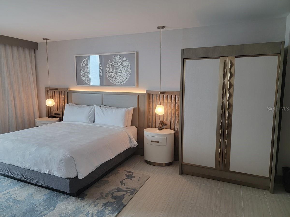 Listing photo id 17 for 691 Gulfview Boulevard 1510