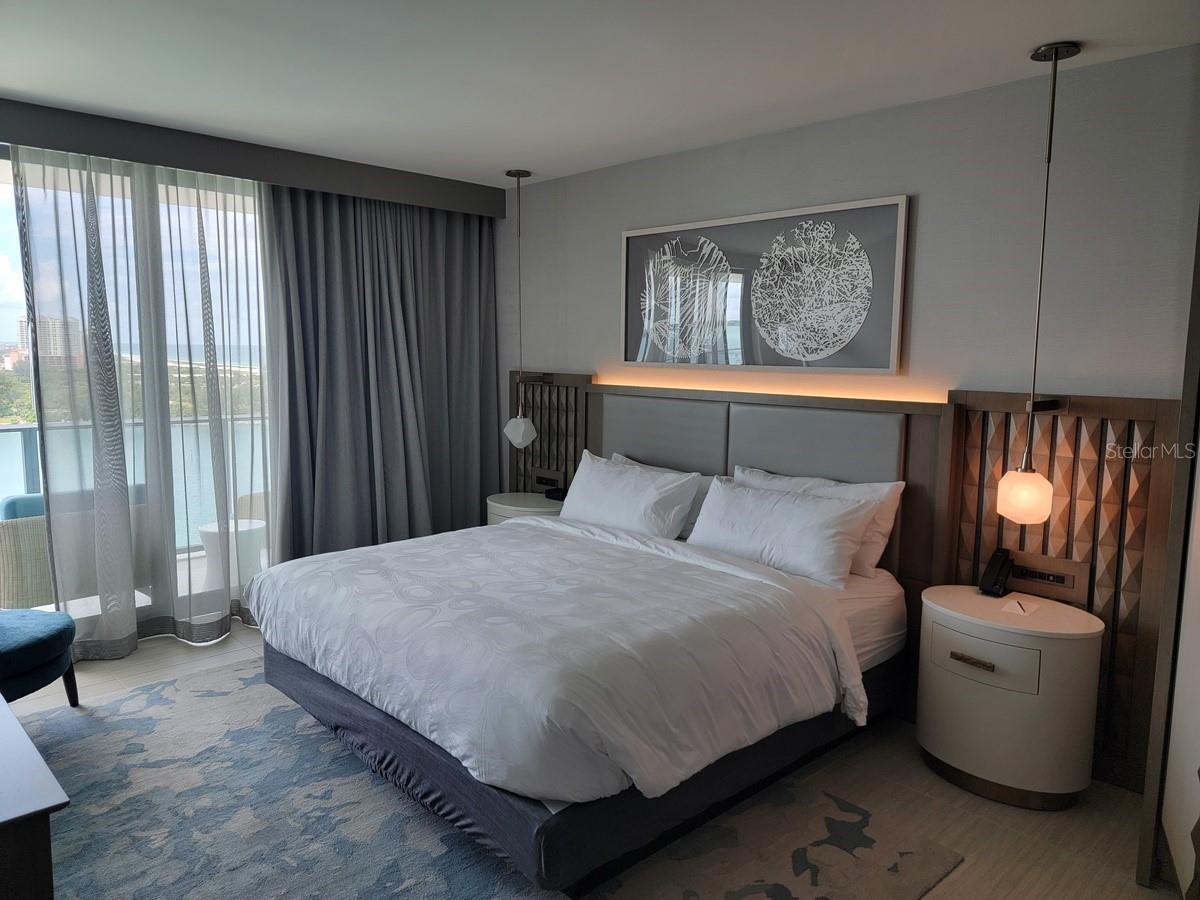 Listing photo id 21 for 691 Gulfview Boulevard 1510