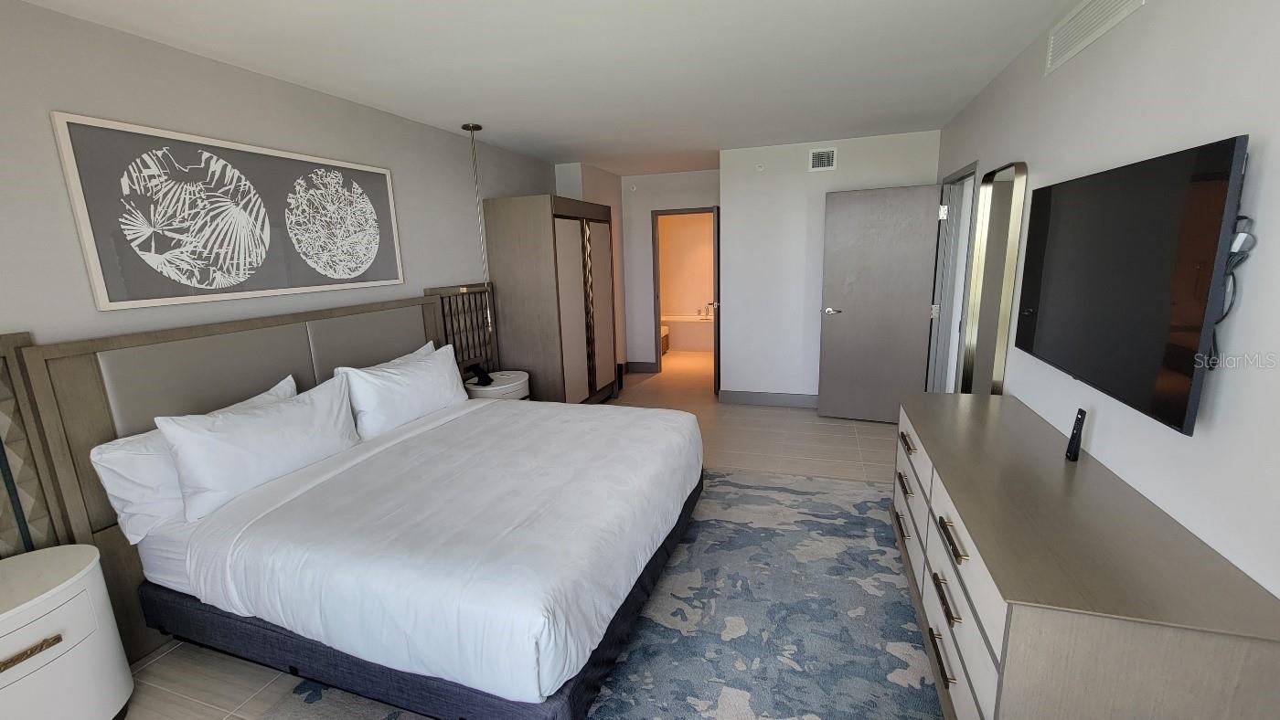 Listing photo id 22 for 691 Gulfview Boulevard 1510