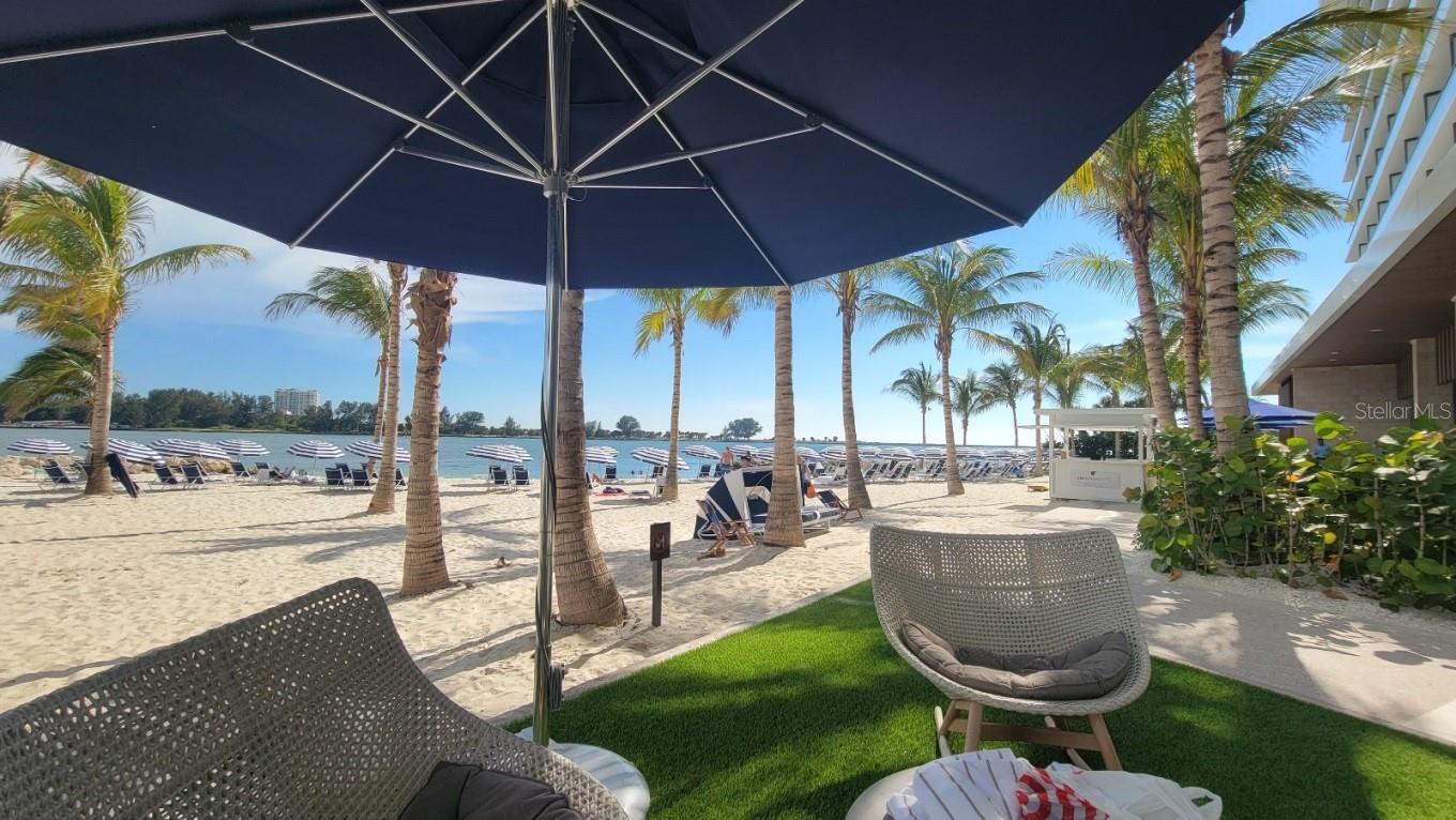 Listing photo id 34 for 691 Gulfview Boulevard 1510