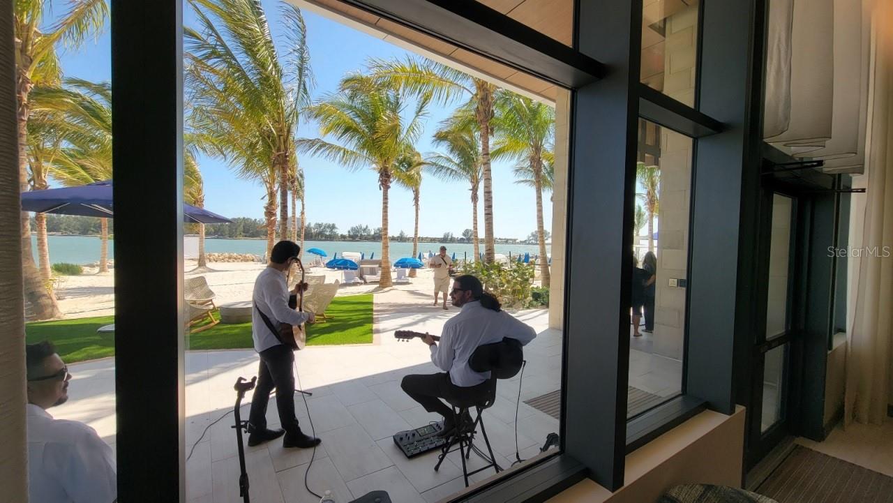 Listing photo id 41 for 691 Gulfview Boulevard 1510