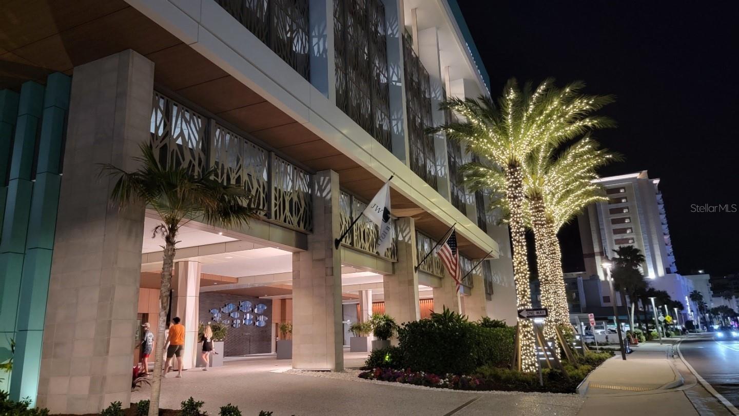 Listing photo id 46 for 691 Gulfview Boulevard 1510