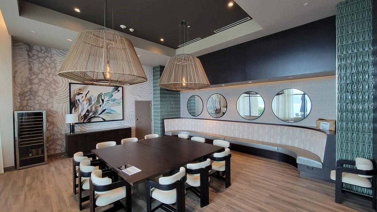 Listing photo id 52 for 691 Gulfview Boulevard 1510