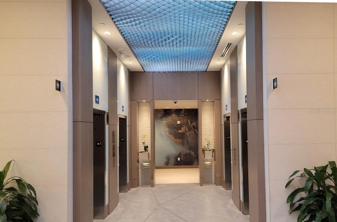 Listing photo id 53 for 691 Gulfview Boulevard 1510