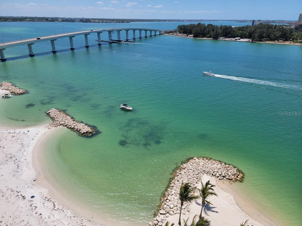 Listing photo id 6 for 691 Gulfview Boulevard 1510