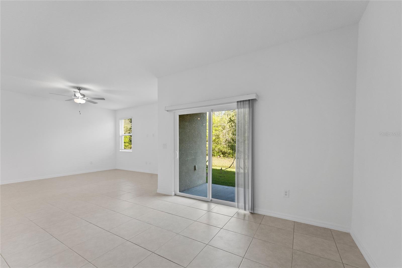 Image 14 of 47 For 17712 Nectar Flume Drive