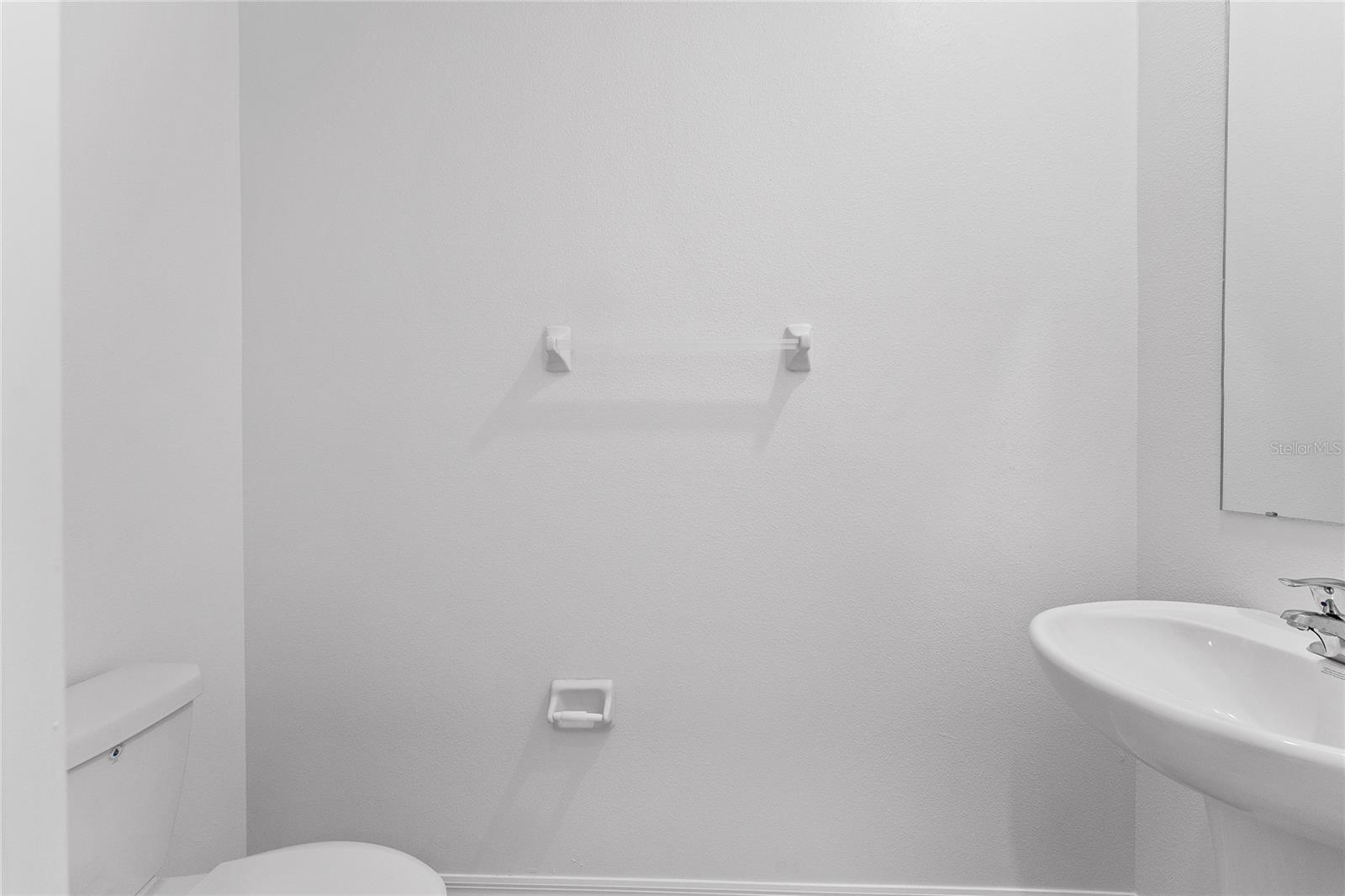 Image 17 of 47 For 17712 Nectar Flume Drive