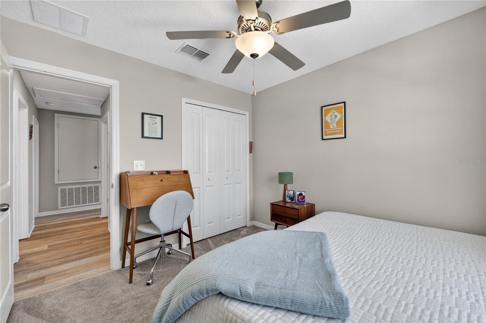 Image 35 of 59 For 416 Royal Empress Drive