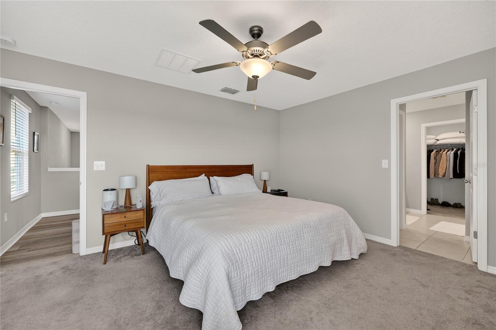 Image 36 of 59 For 416 Royal Empress Drive