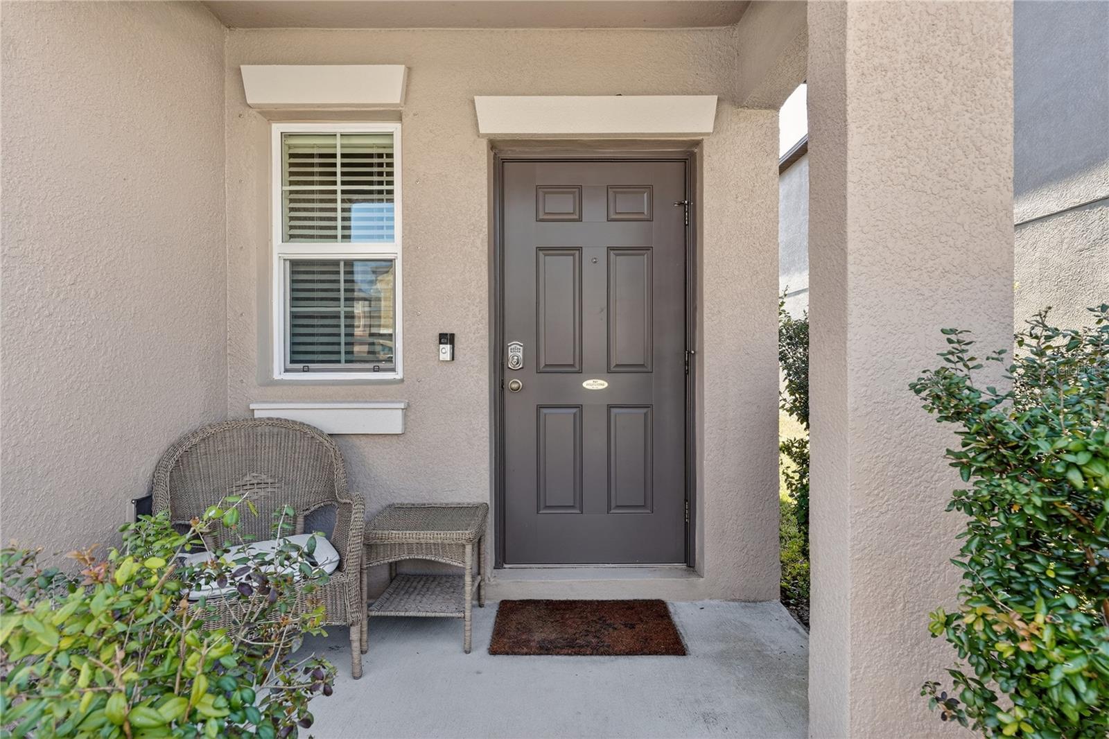 Image 4 of 59 For 416 Royal Empress Drive