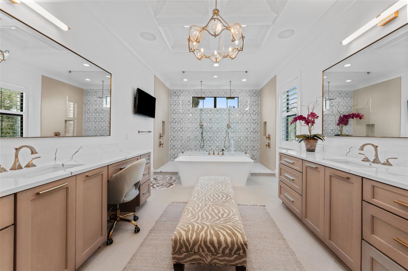 Image 42 of 79 For 209 Hubert Avenue