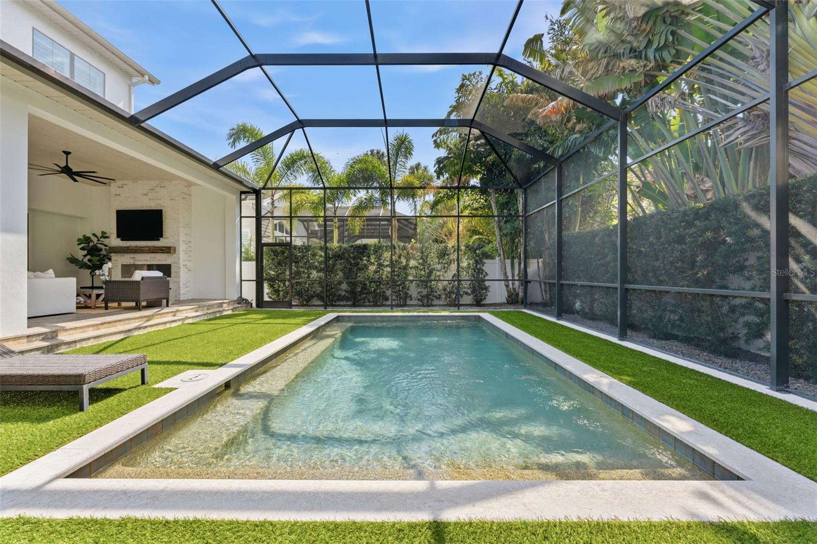 Image 72 of 79 For 209 Hubert Avenue