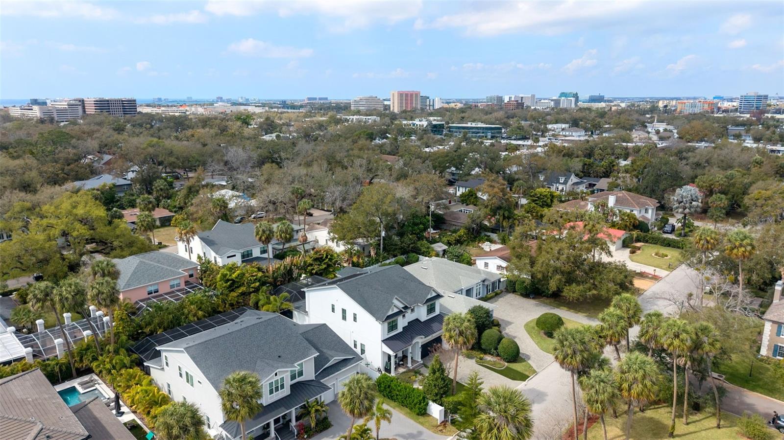 Image 76 of 79 For 209 Hubert Avenue