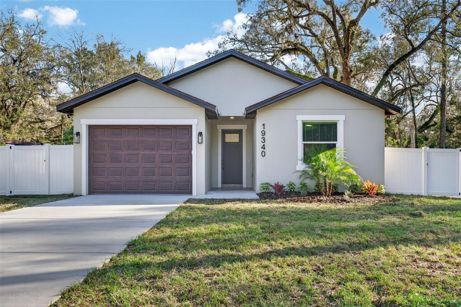 Details for 19340 Center Street, BROOKSVILLE, FL 34601