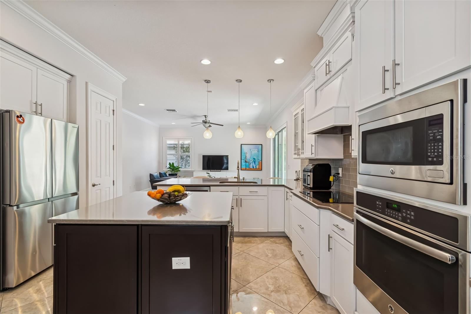 Image 22 of 63 For 3610 Clark Circle