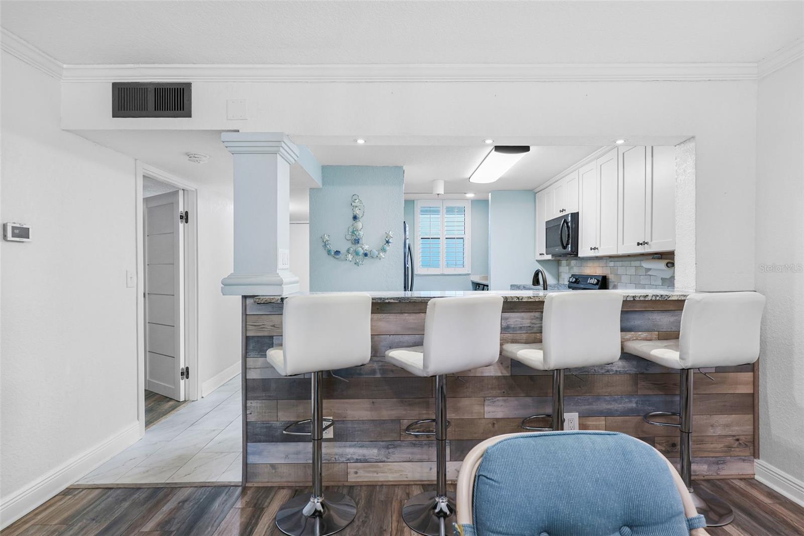 Image 5 of 36 For 14900 Gulf Boulevard 304