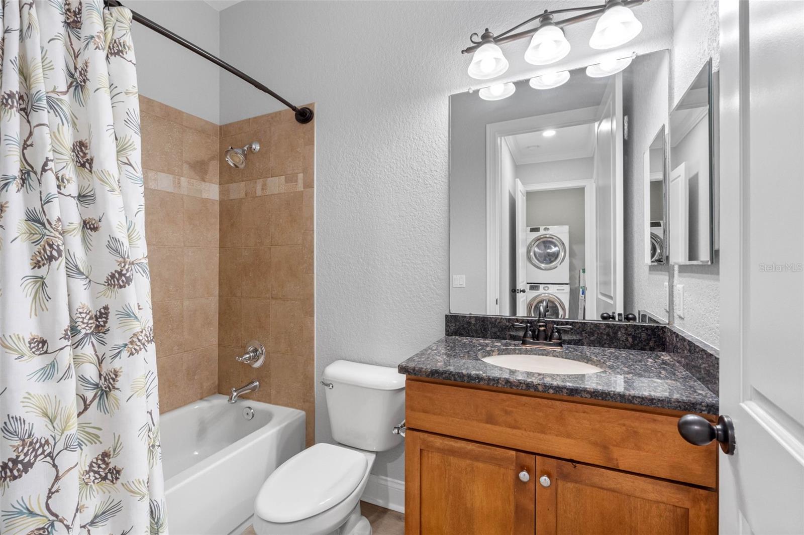 Image 31 of 73 For 6031 Bowen Daniel Drive 105