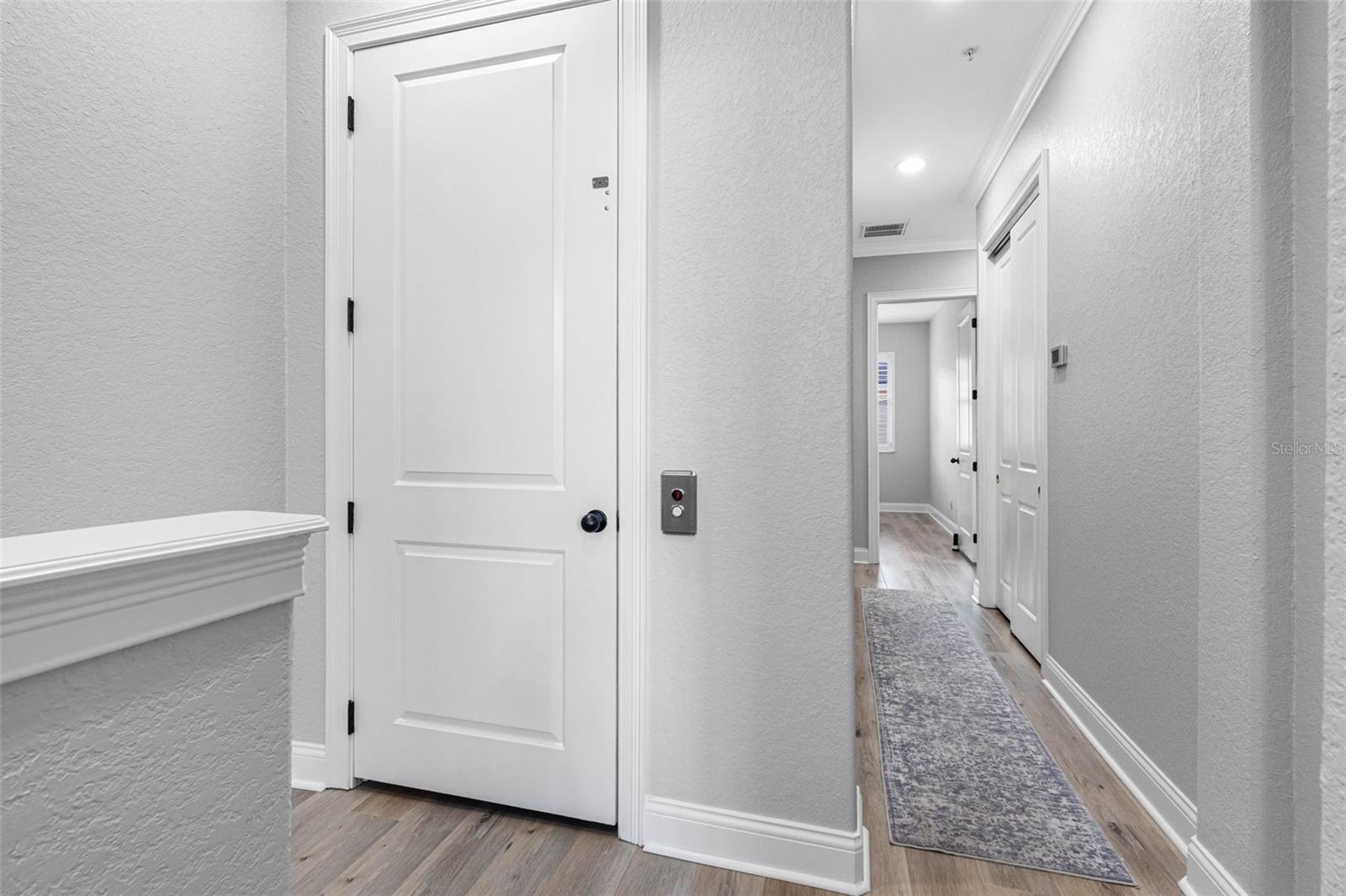 Image 32 of 73 For 6031 Bowen Daniel Drive 105