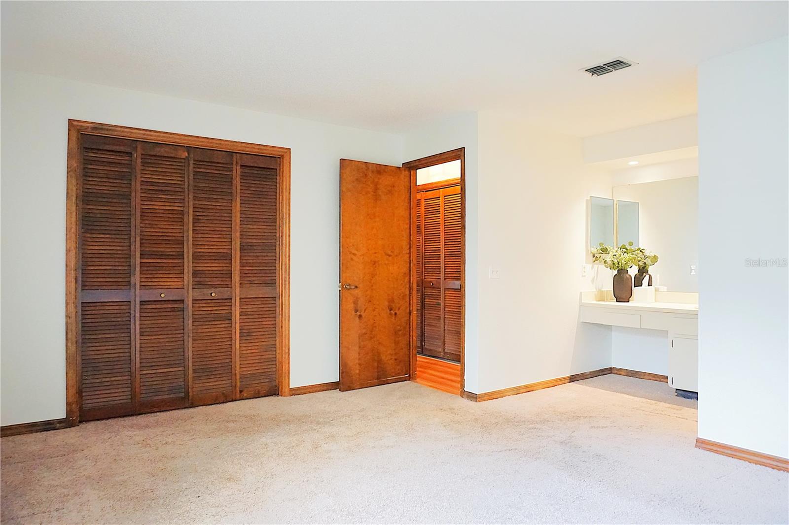 Image 24 of 36 For 13152 Village Chase Circle 1