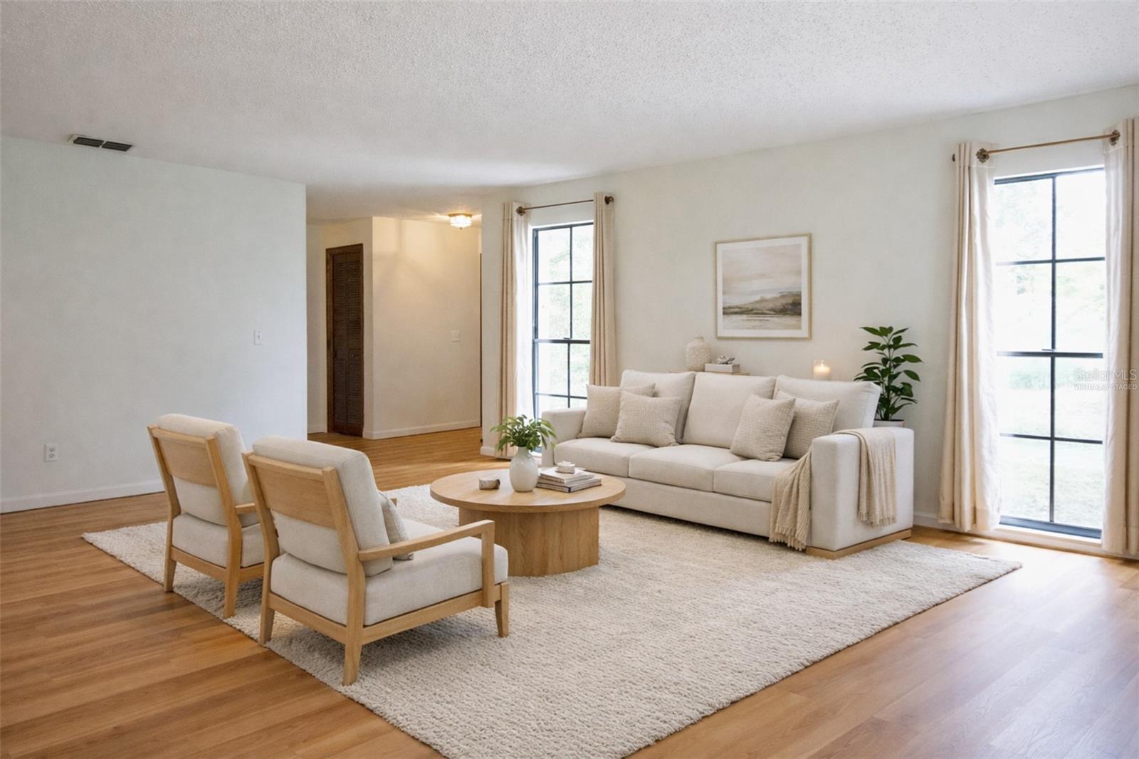 Image 9 of 36 For 13152 Village Chase Circle 1