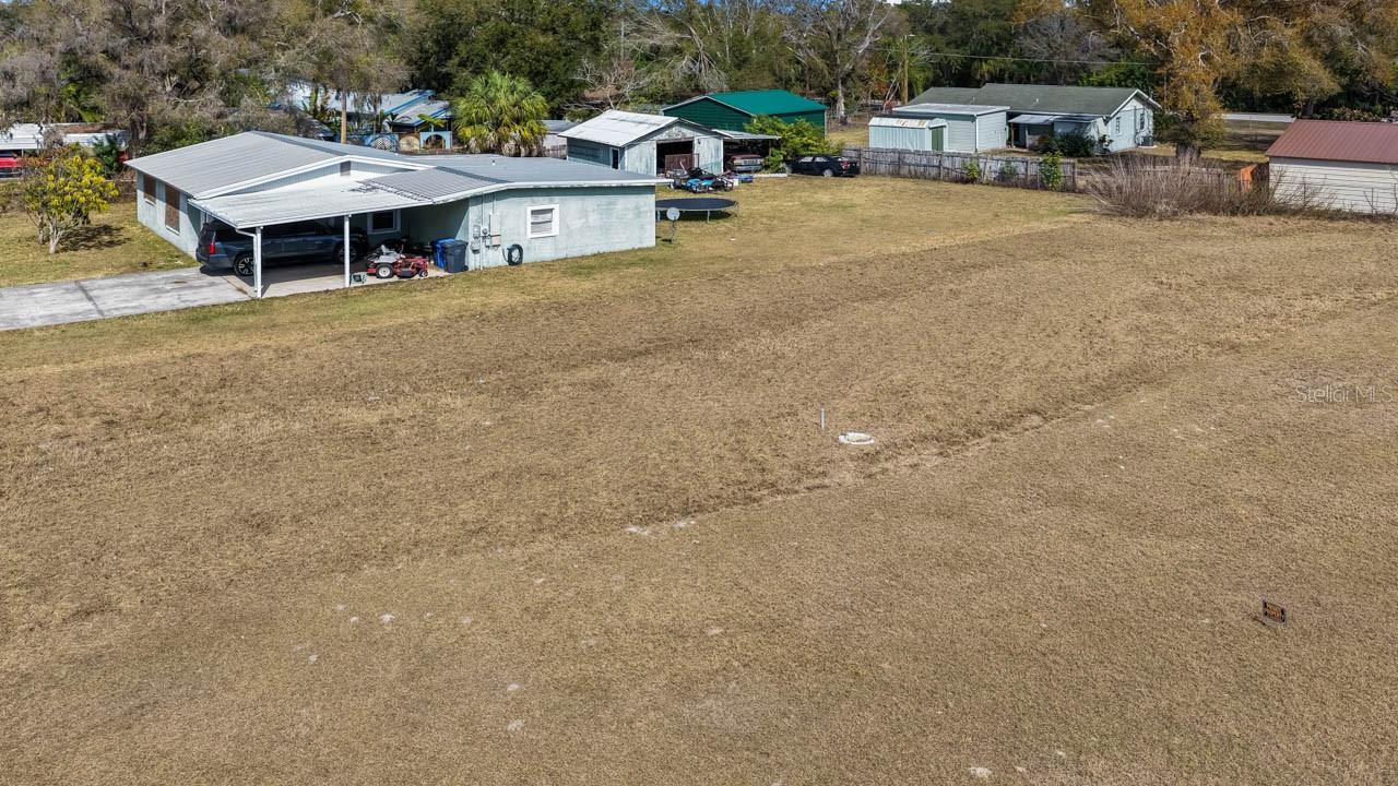 Image 3 of 19 For 910 Lytle St Sw