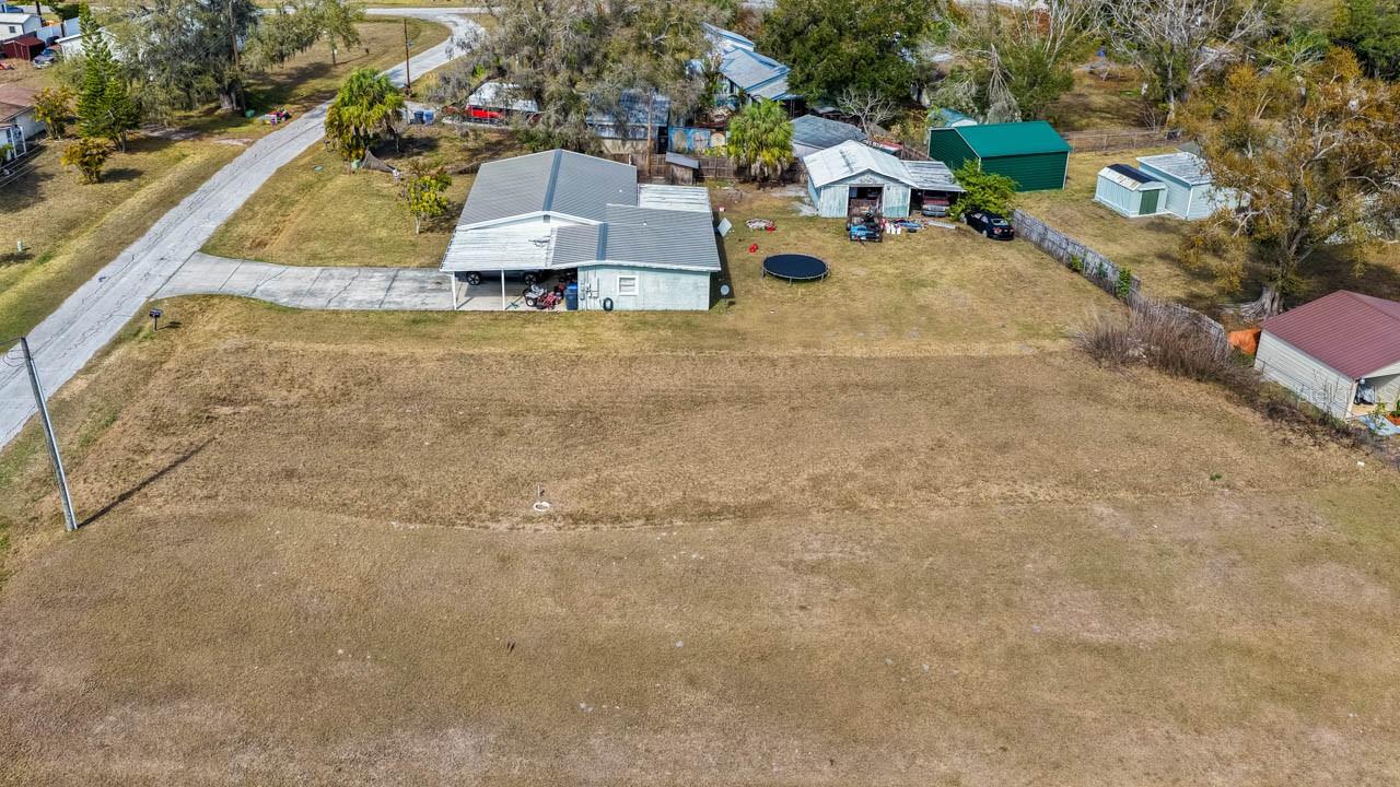 Image 4 of 19 For 910 Lytle St Sw